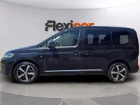 Usado VW Caddy Beach 150 CV (110 kW) 2021 Rojo Monovolumen