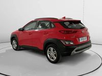 Usado Hyundai Kona 120 HP (88 kW) 2022 Vermelho SUV