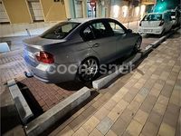 Usado BMW 320 163 CV (119 kW) 2005 Gris / plata Berlina