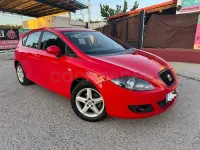 Usado Seat Leon Reference 105 CV (77 kW) 2010 Rojo Utilitario