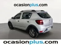 Usado Dacia Sandero Stepway 90 CV (66 kW) 2017 Gris Utilitario