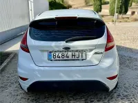 Usado Ford Fiesta Sport 95 CV (69 kW) 2012 Blanco Berlina
