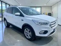 Usado Ford Kuga Titanium 120 CV (88 kW) 2019 Blanco SUV