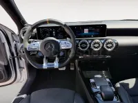 Usado Mercedes A45 AMG 421 CV (309 kW) 2019 Gris / plata Berlina