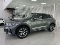 Usado VW Touareg 230 CV (169 kW) 2025 Gris SUV