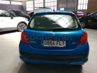 Usado Peugeot 207 90 CV (66 kW) 2007 Negro Berlina