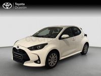 Usado Toyota Yaris Hybrid Active 116 CV (85 kW) 2022 Blanco Berlina