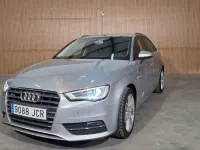 Usado Audi A3 Attraction 110 CV (80 kW) 2015 Gris / plata Berlina