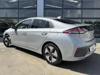 Usado Hyundai Ioniq 141 CV (103 kW) 2022 Gris Utilitario