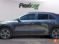 Usado Kia Niro 141 CV (103 kW) 2022 Verde SUV