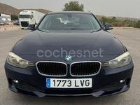 Usado BMW 318 143 CV (105 kW) 2014 Azul Berlina