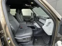 Usado Land Rover Defender SE 249 CV (183 kW) 2024 Marrón SUV