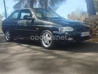 Usado Ford Escort RS 150 CV (110 kW) 1996 Negro Berlina