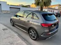Usado Mercedes B250 160 CV (117 kW) 2020 Gris Utilitario