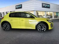 Usado Peugeot e-208 GT 114 kW (156 CV) 2024 Amarillo Utilitario