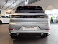 Usado Porsche Cayenne 470 CV (345 kW) 2025 Gris / plata SUV