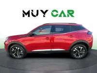 Usado Peugeot 2008 Allure 131 CV (96 kW) 2023 Rojo SUV