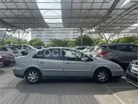 Usado Citroën C5 138 CV (101 kW) 2004 Azul Berlina