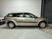 Usado Renault Mégane GrandTour Dynamique 111 CV (81 kW) 2006 Beige Familiar
