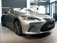 Usado Lexus ES300 218 CV (160 kW) 2022 Beige Berlina