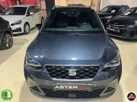 Usado Seat Arona FR 115 CV (84 kW) 2024 Gris / plata SUV