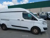 Usado Ford Transit Custom Ambiente 125 CV (91 kW) 2015 Blanco Van