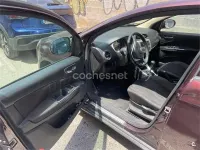 Usado Lancia Delta 120 CV (88 kW) 2010 Granate Utilitario