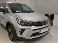 Usado Opel Crossland Elegance 110 CV (80 kW) 2024 Gris / plata SUV