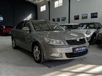 Usado Skoda Octavia 122 CV (89 kW) 2010 Gris / plata Berlina