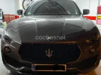 Usado Maserati Levante 430 CV (316 kW) 2018 Gris / plata SUV