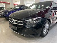 Usado Mercedes B200 136 CV (100 kW) 2019 Negro Utilitario
