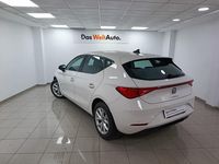 Usado Seat Leon Reference 116 CV (85 kW) 2022 Blanco Utilitario