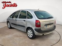Usado Citroën Xsara Picasso 95 CV (69 kW) 2002 Gris / plata Monovolumen