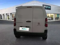 Usado Peugeot Partner 136 CV (100 kW) 2024 Blanco Monovolumen