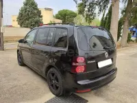 Usado VW Touran 105 CV (77 kW) 2008 Negro Monovolumen
