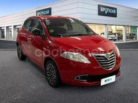Usado Lancia Ypsilon 69 CV (50 kW) 2015 Rojo Utilitario