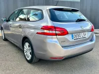 Usado Peugeot 308 SW Active 131 CV (96 kW) 2021 Azul Familiar