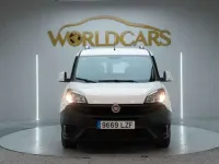 Usado Fiat Doblò 90 CV (66 kW) 2022 Blanco Monovolumen