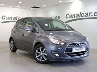 Usado Hyundai ix20 90 CV (66 kW) 2016 Plata Utilitario