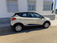 Usado Renault Captur Intens 90 CV (66 kW) 2017 Blanco SUV