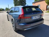 Usado Volvo V60 CC Ultimate 197 CV (144 kW) 2023 Azul Familiar