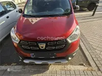 Usado Dacia Lodgy 107 CV (78 kW) 2020 Rojo Monovolumen