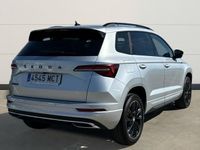 Usado Skoda Karoq SportLine 151 CV (111 kW) 2022 Plateado SUV