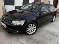 Usado VW Jetta Advance 105 CV (77 kW) 2012 Negro Berlina