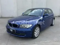 Usado BMW 118 122 CV (89 kW) 2007 Azul Utilitario