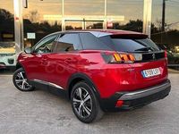 Usado Peugeot 3008 Active 130 CV (95 kW) 2020 Rojo SUV