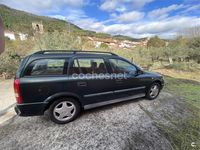 Usado Opel Astra Comfort 100 CV (73 kW) 2000 Verde Familiar