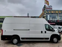 Usado Citroën Jumper 140 CV (102 kW) 2021 Blanco Monovolumen