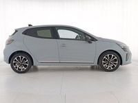 Usado Renault Clio V Techno 90 CV (66 kW) 2024 Gris Berlina