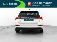 Usado Skoda Scala Ambition 110 CV (80 kW) 2022 Blanco Utilitario